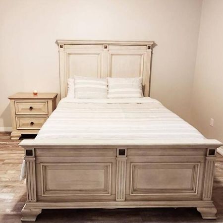 Comfort First - Sleeps 6 Whitehorse Buitenkant foto